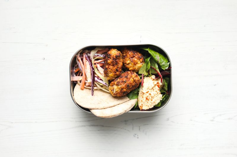 Falafel Mezze Lunchbox