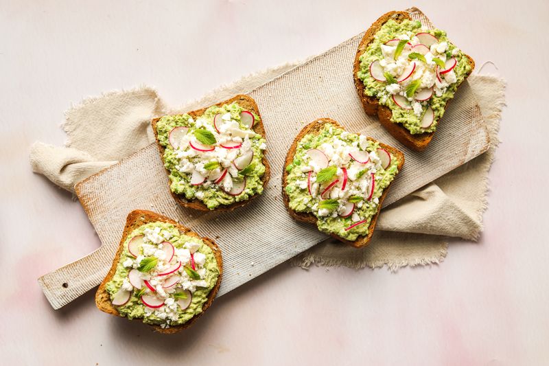 Pea Hummus Open Sandwich