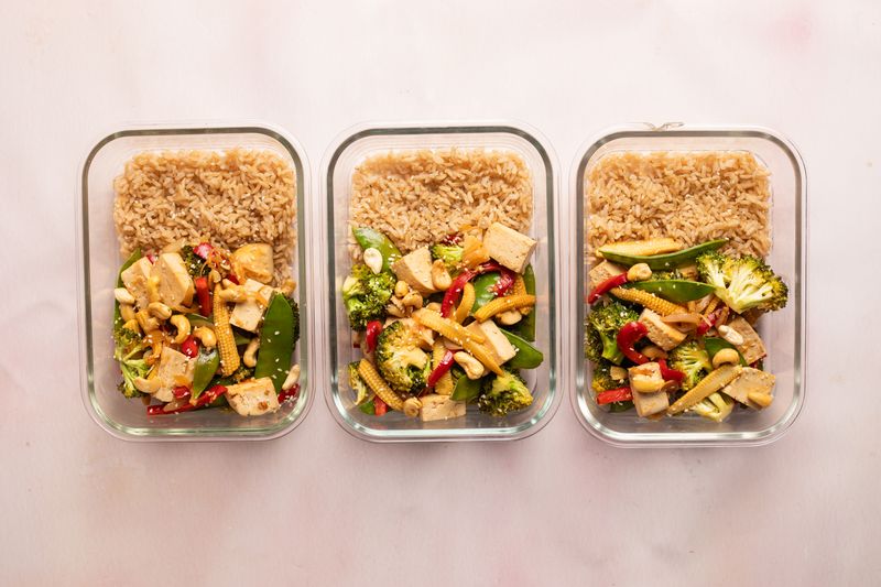 Tofu and Broccoli Stir-Fry