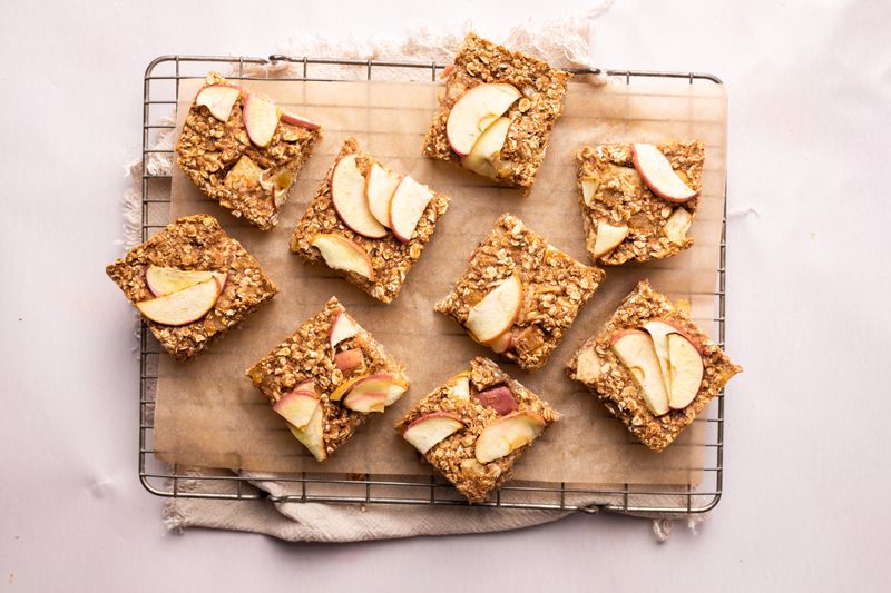 Apple Pie Oat Squares