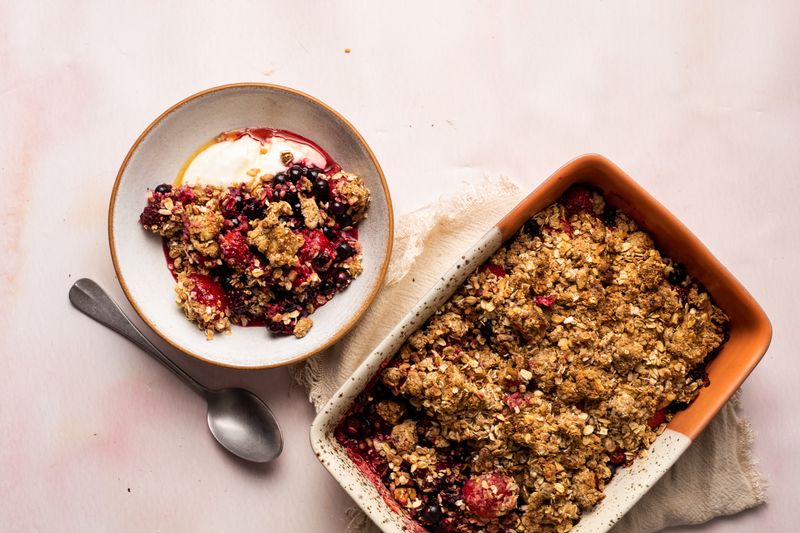 Berry Breakfast Crumble