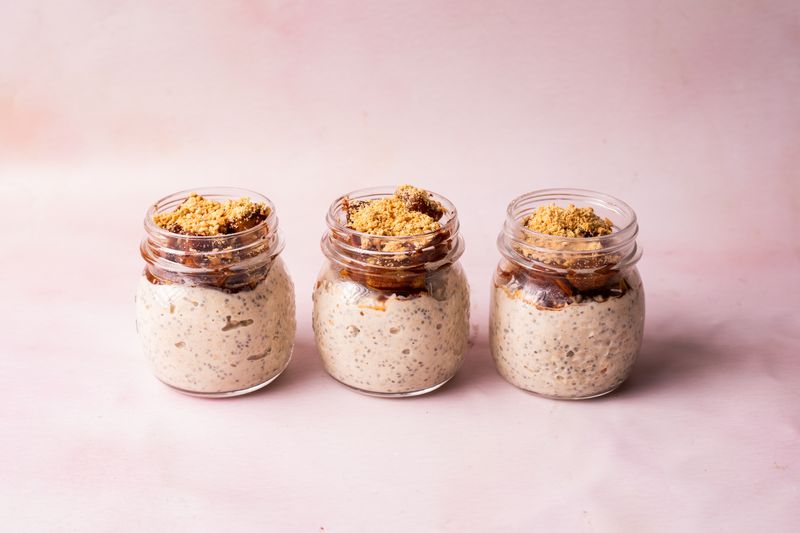 Apple Crumble Overnight Oats